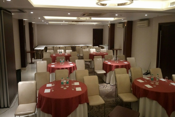 Hotel Connaught Royale 2