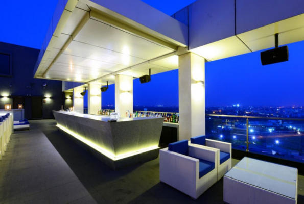 DoubleTree by Hilton Hotel Pune 2