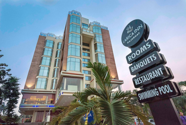 Regenta Inn Larica 4
