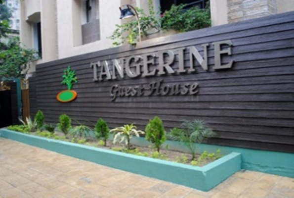 Royale Banquets Tangerine 3
