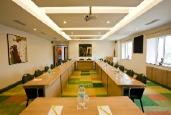 Lemon Tree Hotel 4