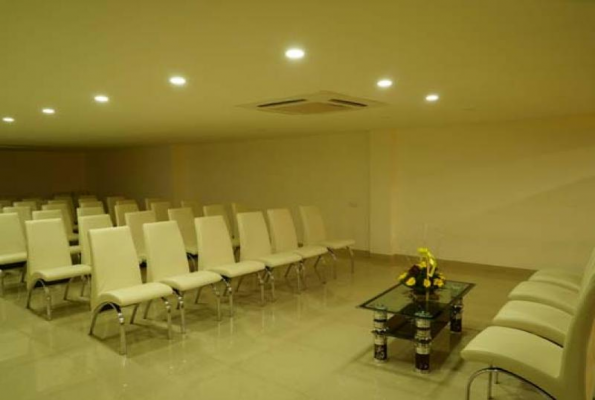 Hotel Divya Palace