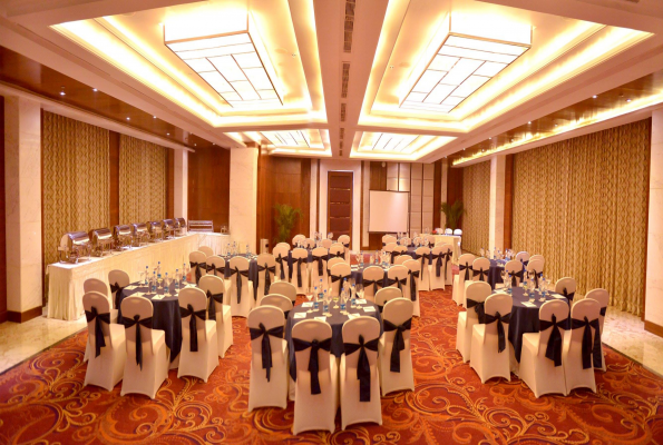 Golden Tulip Lucknow 5