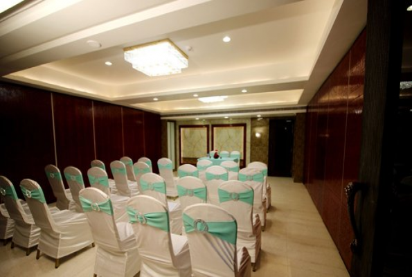 Hotel Pinnacle By 1589