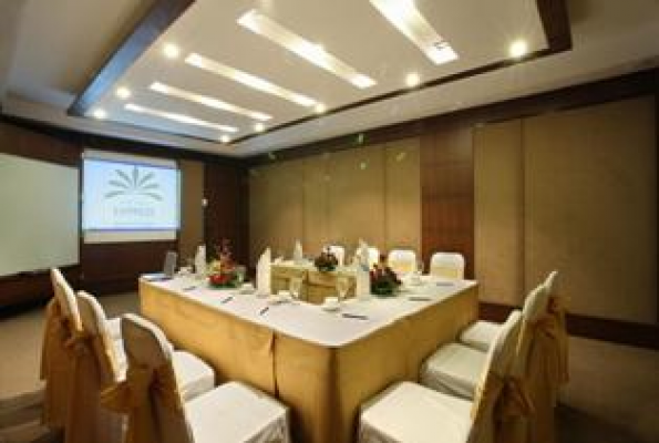 Hotel Express Towers 4