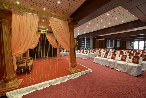 Hotel Aum Regency 1