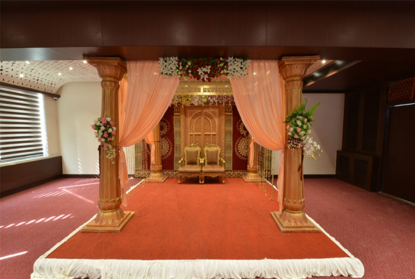 Hotel Aum Regency 5