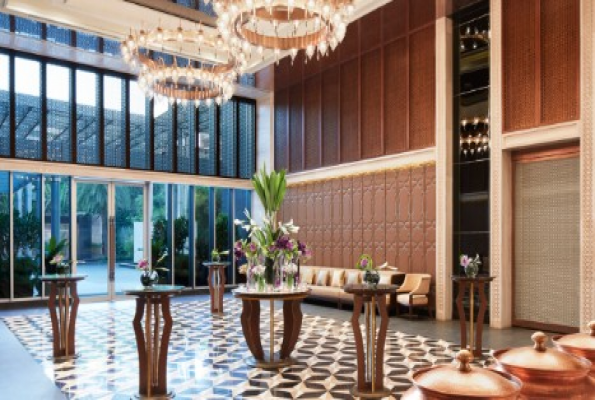 Four Seasons Hotel 3