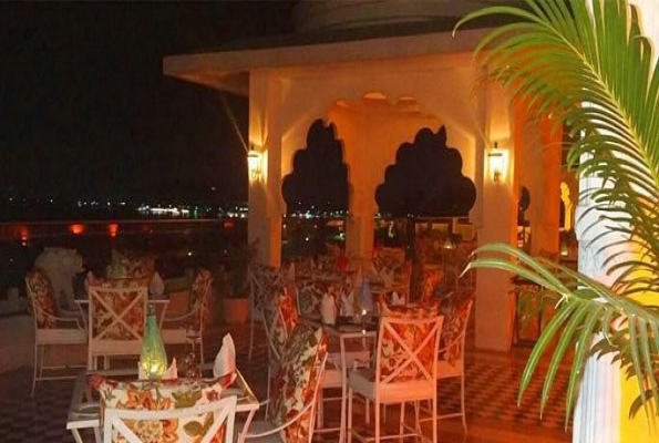 Radisson Blu Udaipur Palace Resort & Spa 2