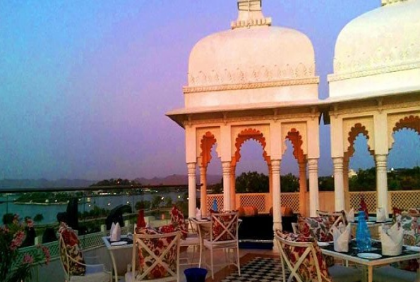 Radisson Blu Udaipur Palace Resort & Spa 3