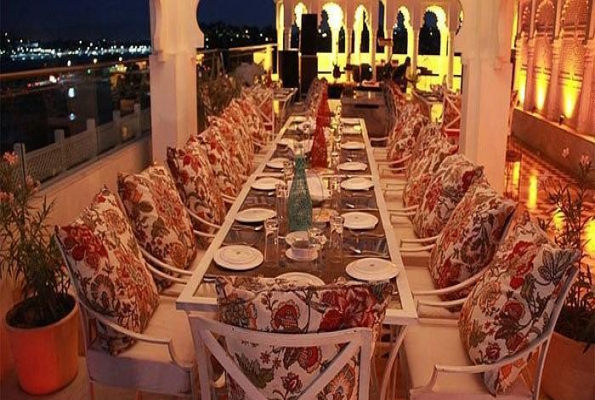 Radisson Blu Udaipur Palace Resort & Spa 4