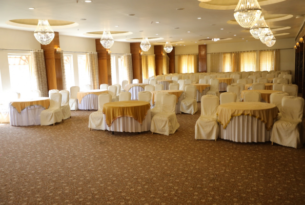 Edhatu Valley View Resort & Spa 5