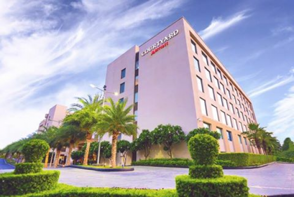 Courtyard by Marriott 4