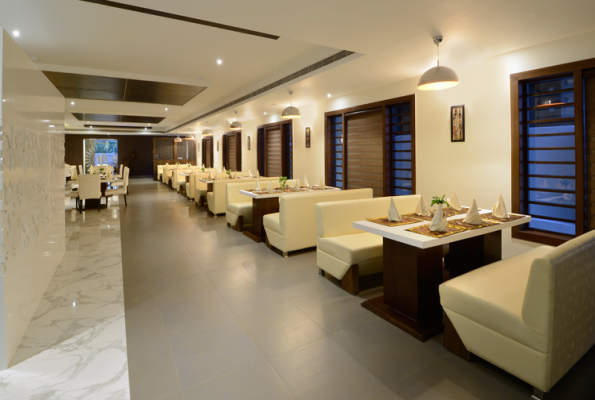 Hotel The Taj Vilas 2