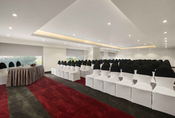 Ramada Plaza 2
