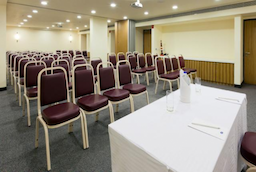 Hampton by Hilton