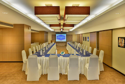 Hampton by Hilton
