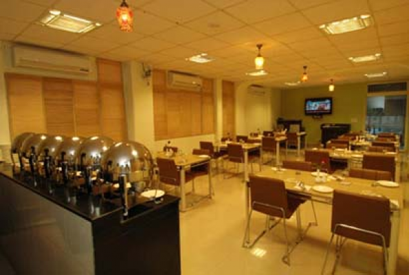 Clarks Inn Nehru Place