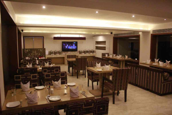 Hotel Emerald Park 1