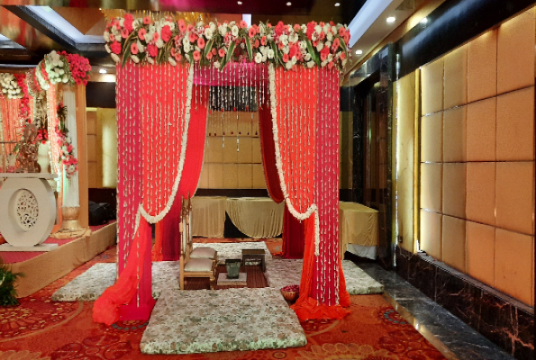 Radisson Blu Kaushambi 5