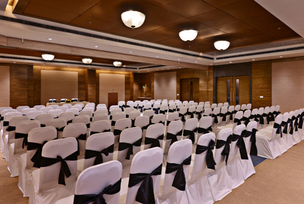 Leisure Inn Grand Chanakya 4