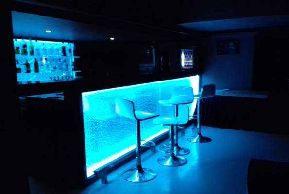 Onyx Lounge 3