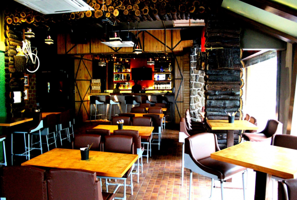 Brew House Cafe & Bar 1
