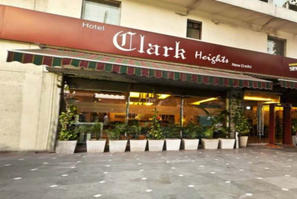 Hotel Clark Heights 3