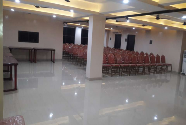 Hotel Dwaraka Inn