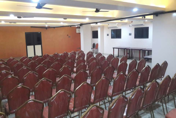 Hotel Dwaraka Inn 2
