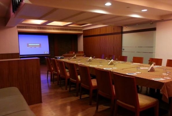 The Senate Hotel 4