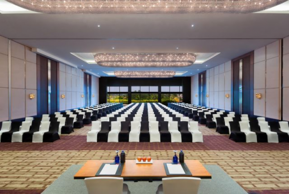Crowne Plaza Kochi
