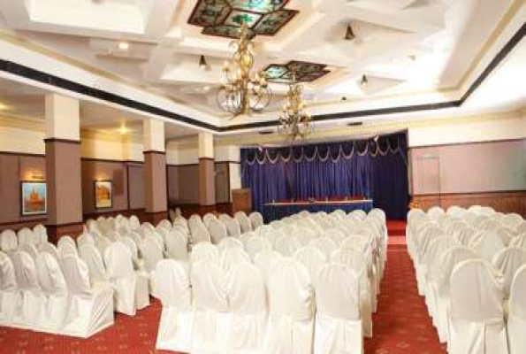 Hotel Yuvarani Residency