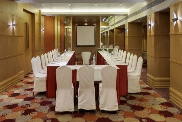 Hotel Abu Sarovar Portico 4