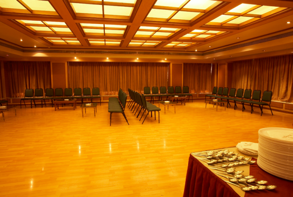 Hotel President 1