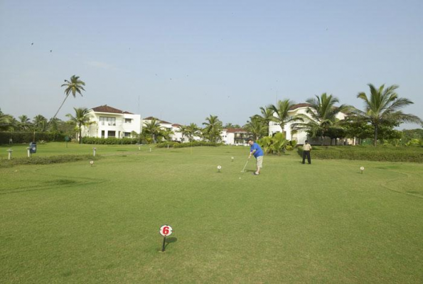 Royal Orchid Beach Resort & Spa 4
