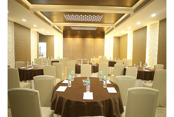 The Iris Hotel 1
