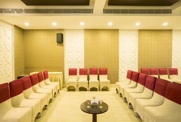 The Iris Hotel 4