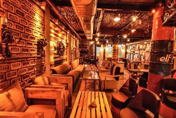 The Junkyard Cafe 1