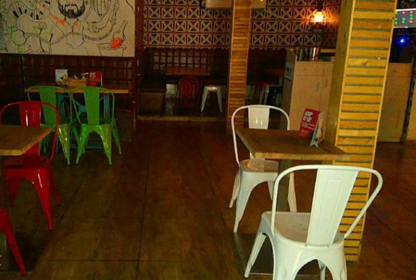 90ml Bar & Kitchen 4