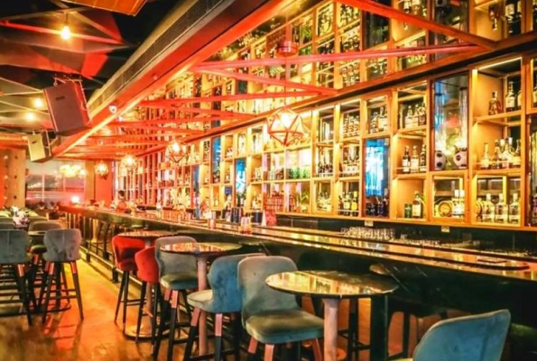 The Whisky Bar And Brewpub 1
