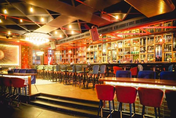The Whisky Bar And Brewpub 4