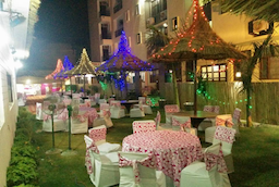 Foresto Lawn & Restaurant