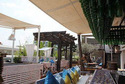 Fenny's Lounge And Kitchen
