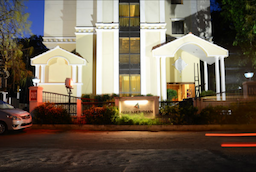 GLM Meridian Hotel