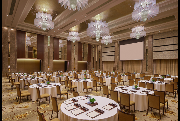 Shangri La Hotel Bangalore 1