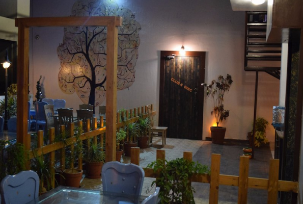 Thikana Restaurant
