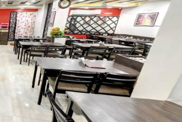 Shruti Veg Restaurant 1