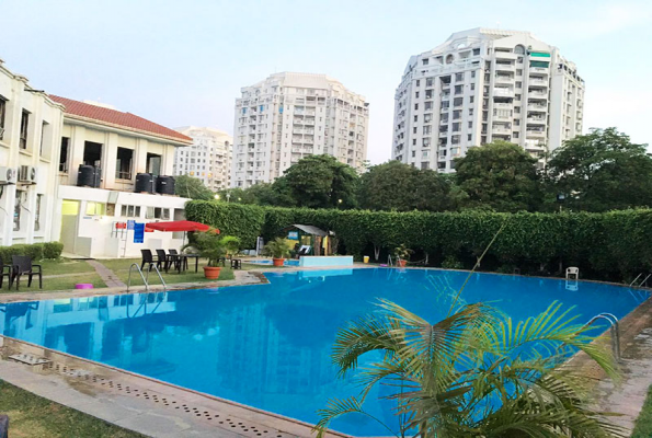 Country Club 1