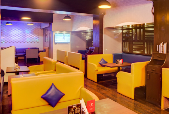 Kosmic Sheesha Lounge 4